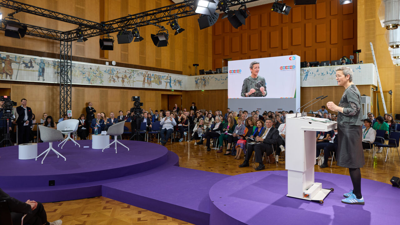 Bill Gates, Olaf Scholz und Robert Habeck zu Besuch beim Global Solution Summit in Berlin 